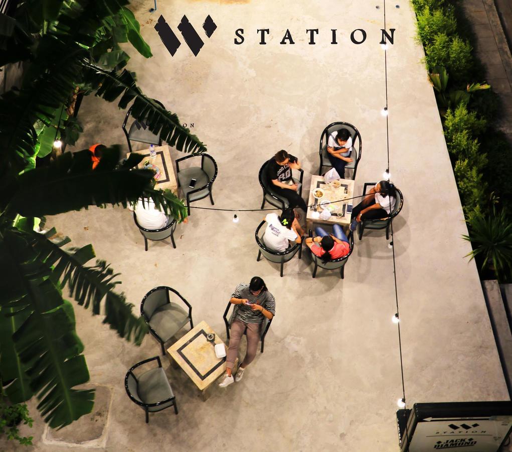 W Station Hotell Bangkok Exteriör bild